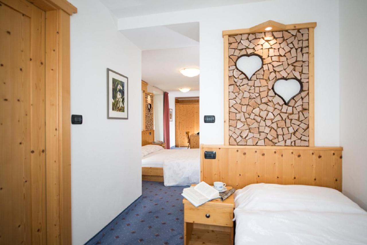 Albergo Miravalle 파이델라파가넬라 외부 사진