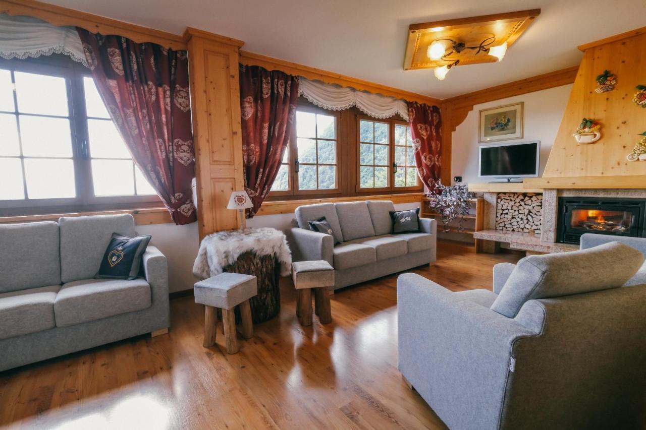Albergo Miravalle 파이델라파가넬라 외부 사진